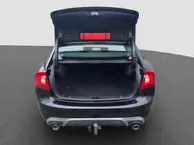 Volvo S60 (2016) thumbnail 9