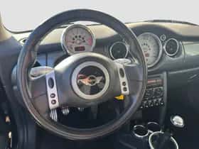 MINI Mini (2003) thumbnail 5
