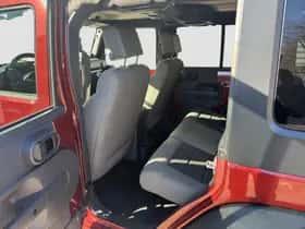 Jeep Wrangler (2009) thumbnail 9