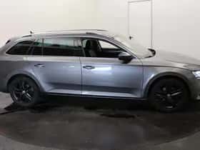 Škoda Superb (2022) thumbnail 73