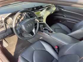 Toyota Camry (2021) thumbnail 12