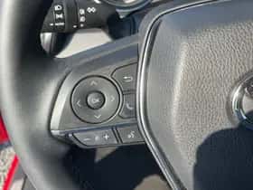 Toyota Camry (2021) thumbnail 14