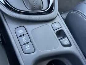 Toyota Yaris (2024) thumbnail 22
