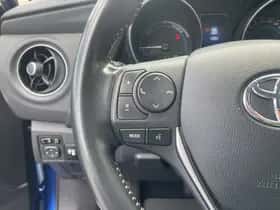 Toyota Auris (2018) thumbnail 13
