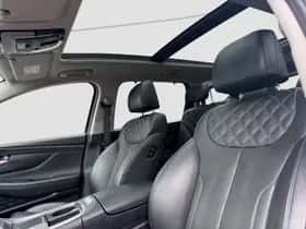 Hyundai Santa Fe (2021) thumbnail 3