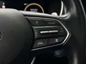 Hyundai Santa Fe (2021) thumbnail 5
