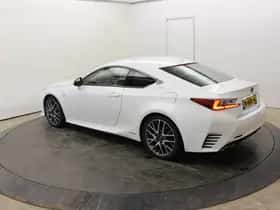 Lexus RC (2017) thumbnail 46