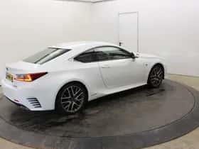 Lexus RC (2017) thumbnail 56