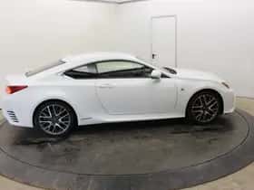 Lexus RC (2017) thumbnail 59