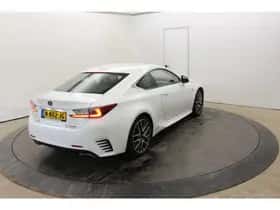 Lexus RC (2017) thumbnail 7