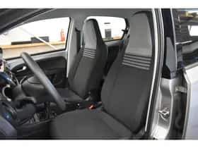 Volkswagen Up! (2019) thumbnail 14