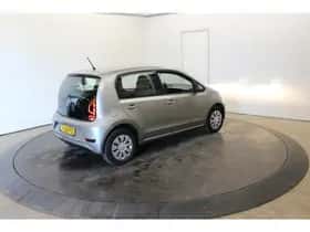 Volkswagen Up! (2019) thumbnail 36