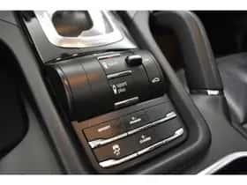 Porsche Cayenne (2015) thumbnail 26