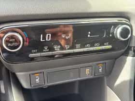 Toyota Yaris (2023) thumbnail 23