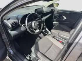 Toyota Yaris (2023) thumbnail 8