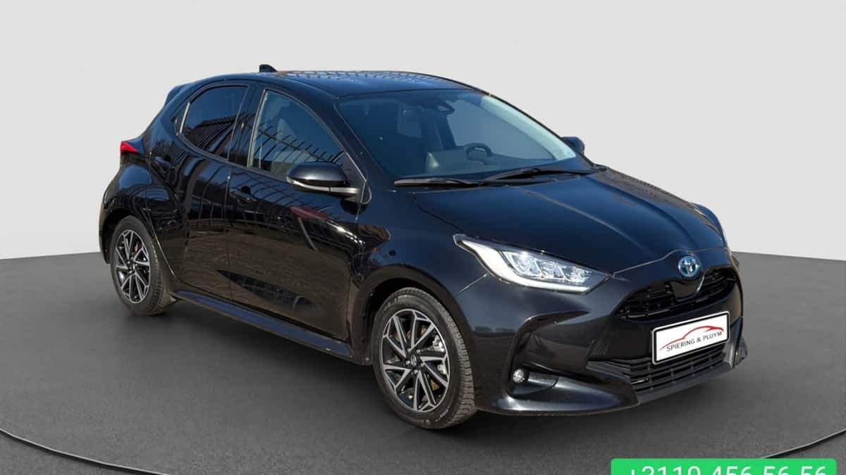 Toyota Yaris (2023) — foto 1