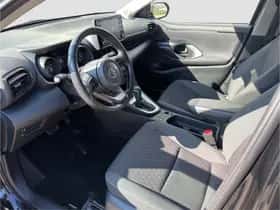 Toyota Yaris (2023) thumbnail 7