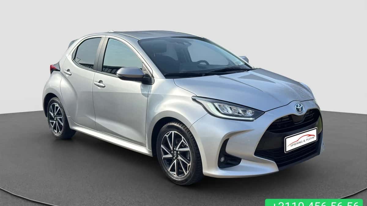 Toyota Yaris (2023) — foto 1