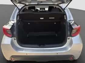 Toyota Yaris (2023) thumbnail 19