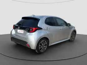 Toyota Yaris (2023) thumbnail 3