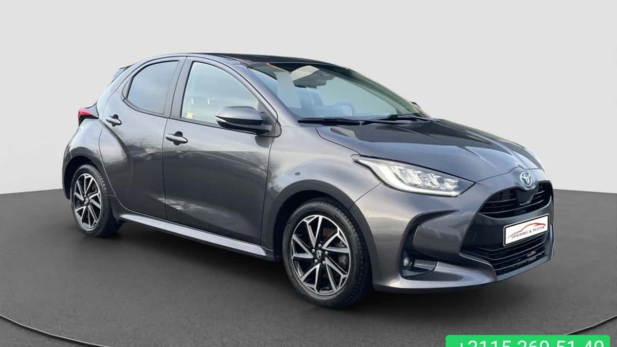 Toyota Yaris (2023) — foto 1