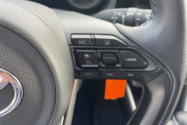 Toyota Yaris (2023) thumbnail 5