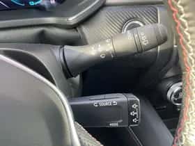 Renault Captur (2022) thumbnail 24
