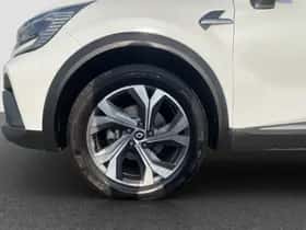 Renault Captur (2022) thumbnail 28