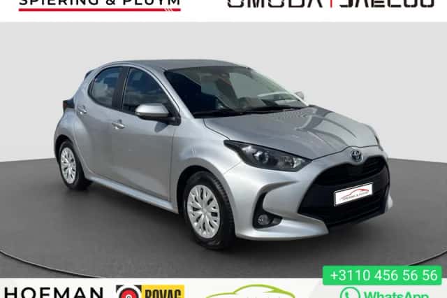 Toyota Yaris (2023) thumbnail 1