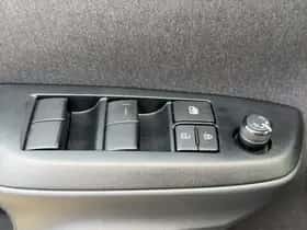 Toyota Yaris (2023) thumbnail 20