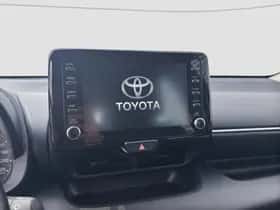 Toyota Yaris (2023) thumbnail 6