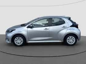 Toyota Yaris (2023) thumbnail 9