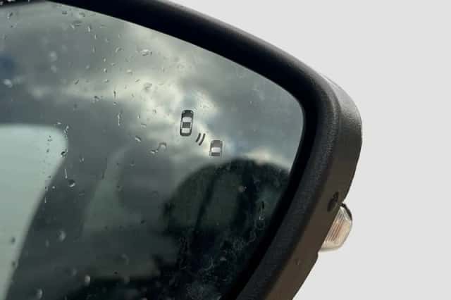 Ford Focus (2024) thumbnail 4