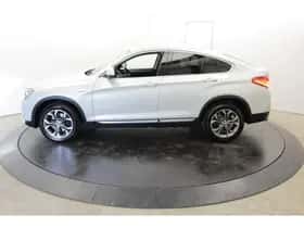 BMW X4 (2017) thumbnail 11