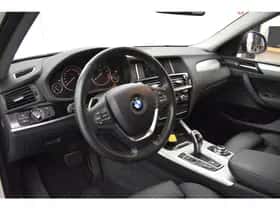BMW X4 (2017) thumbnail 16