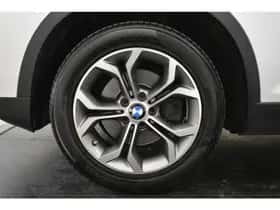 BMW X4 (2017) thumbnail 6