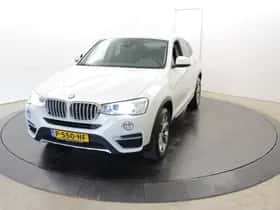 BMW X4 (2017) thumbnail 54