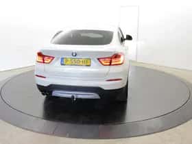 BMW X4 (2017) thumbnail 74