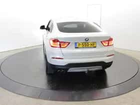 BMW X4 (2017) thumbnail 76
