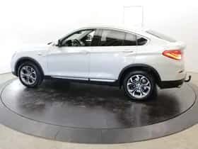 BMW X4 (2017) thumbnail 82