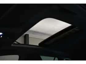 Škoda Octavia (2021) thumbnail 2