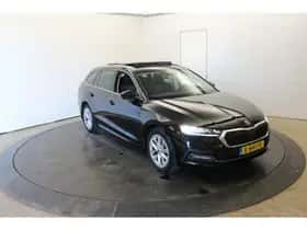 Škoda Octavia (2021) thumbnail 14