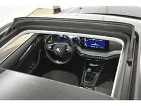 Škoda Octavia (2021) thumbnail 7