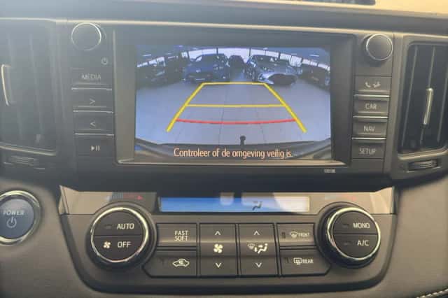 Toyota RAV4 (2019) thumbnail 6