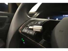 Škoda Superb (2022) thumbnail 10