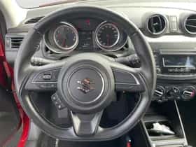 Suzuki Swift (2019) thumbnail 11