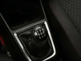 Suzuki Swift (2019) thumbnail 18