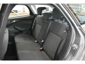 Ford Focus (2012) thumbnail 31