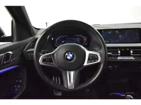 BMW 1-Serie (2021) thumbnail 3