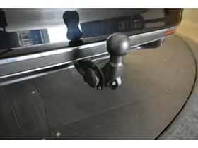 Volkswagen Passat (2021) thumbnail 2